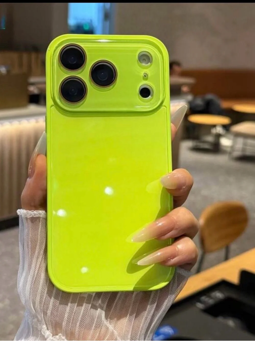 Brand New Neon Green Protective Camera Case for Cell Phones iPhone 17 Apple